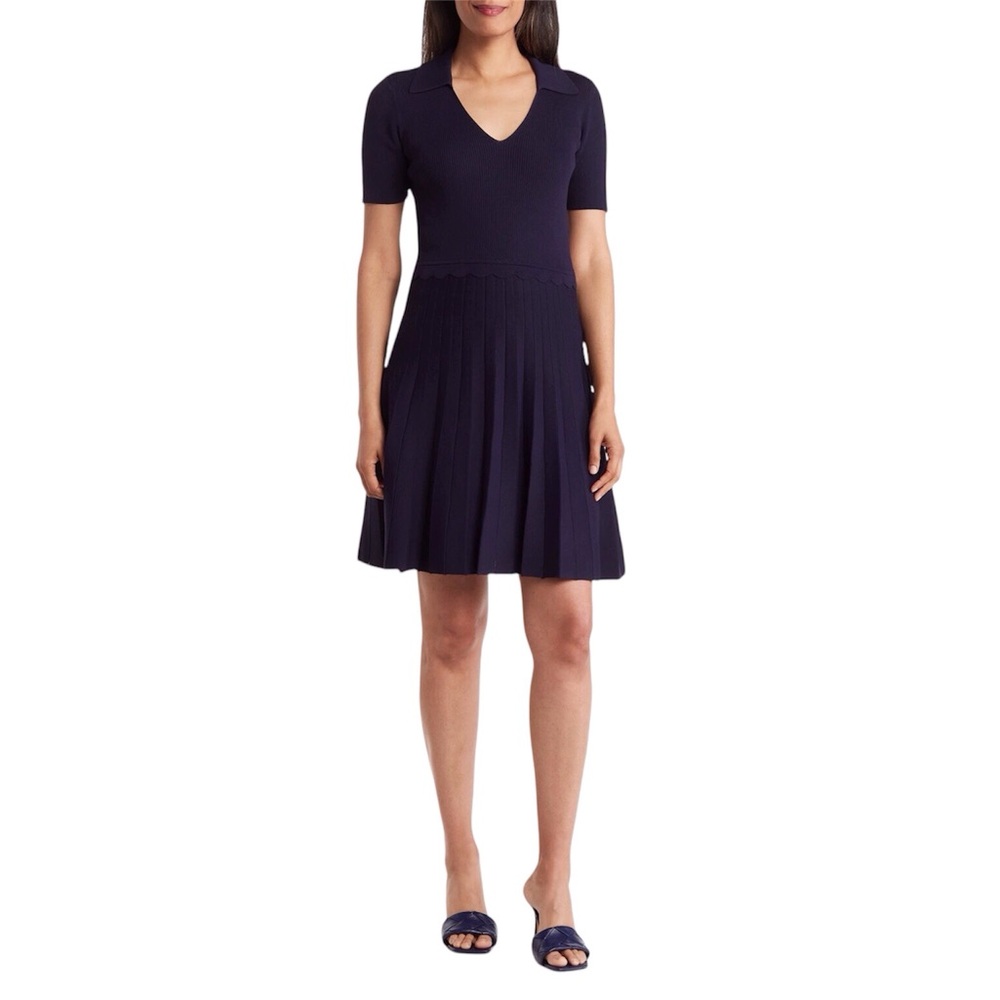 Eliza J Knit Dress Navy Blue V Neck Short Sleeve Fit And Flare Size Medium